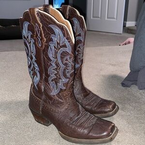 Justin Cowboy Boots- Women’s Size 8